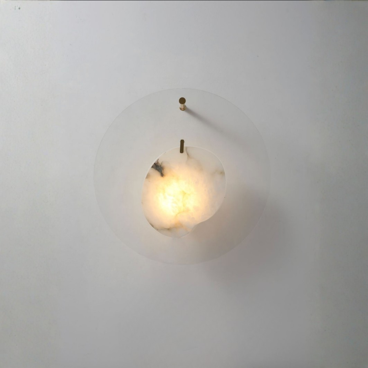 Trovato Sconce